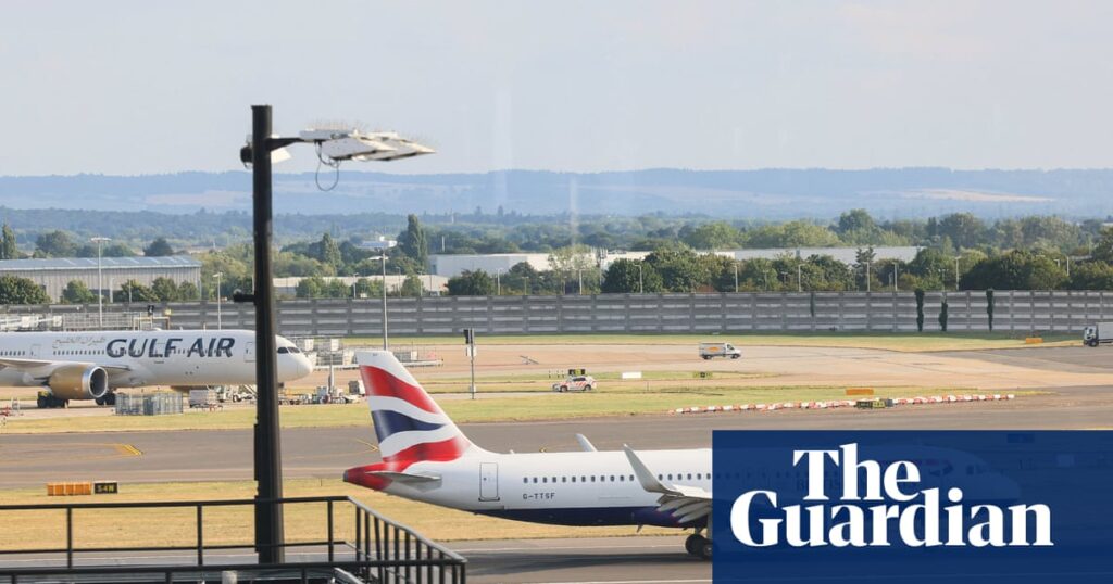 Air traffic control failure an isolated incident, says UK minister after meeting | Airline industry