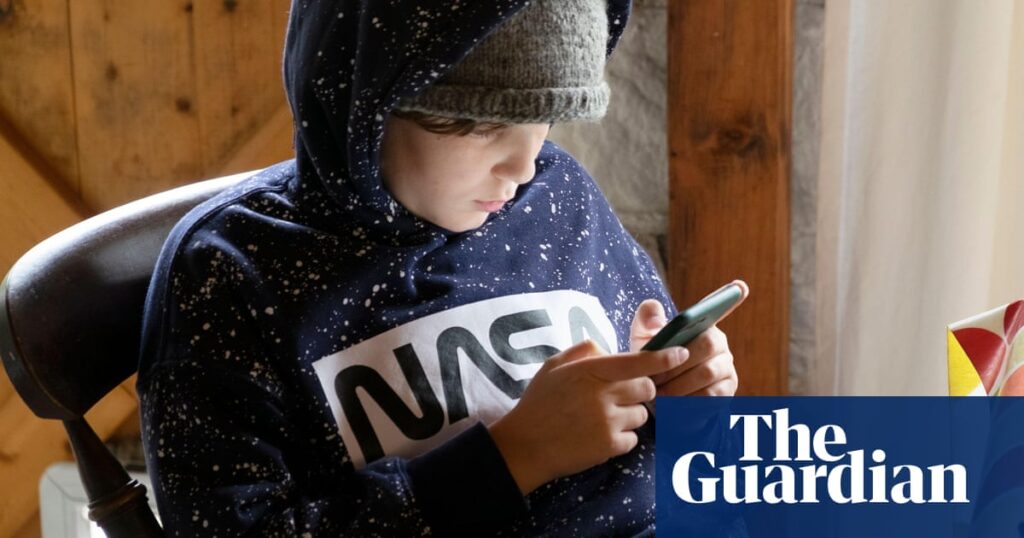 Children limiting own smartphone use to manage mental health, survey finds | Smartphones