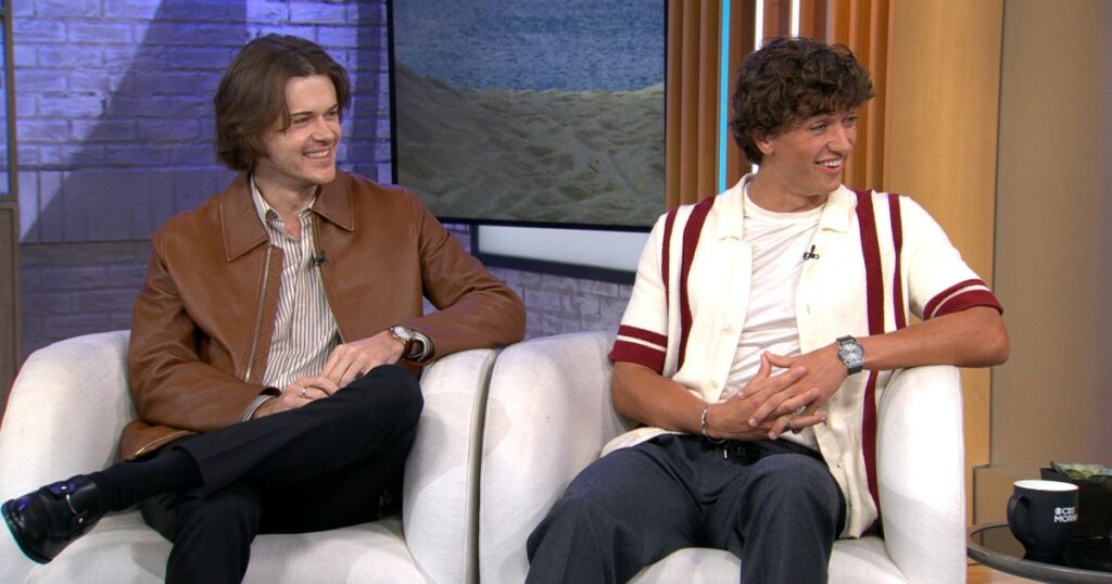 Christopher Briney and Gavin Casalegno on the final season of “The Summer I Turned Pretty” Christopher Briney and Gavin Casalegno on the final season of "The Summer I Turned Pretty"