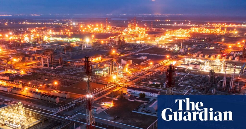 EU and UK lower price cap on Russian oil in bid to curb Kremlin’s war on Ukraine | European Union