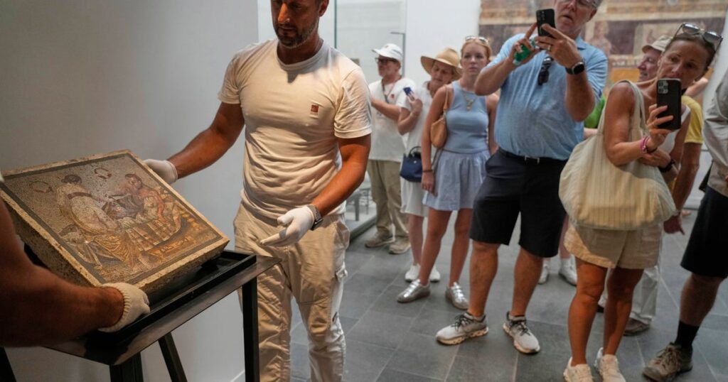 Erotic ancient mosaic stolen by Nazi German captain during WWII is returned to Pompeii