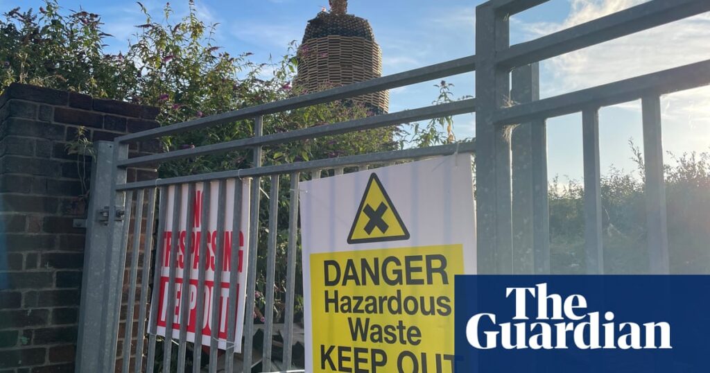 Failure to tear down Belfast bonfire will be victory for mob rule, warns Sinn Féin | Northern Ireland