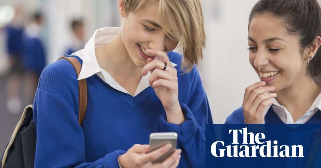 Fathers plan legal action to get smartphones banned in England’s schools | Internet safety