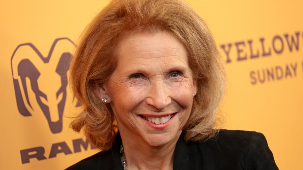 Paramount sale gets a yes from Trump’s FCC : NPR Paramount sale gets a yes from Trump's FCC : NPR