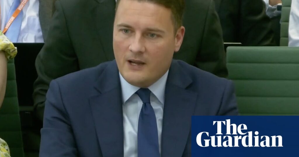 Resident doctors’ strikes would be gift to Nigel Farage, warns Wes Streeting | Health policy Resident doctors’ strikes would be gift to Nigel Farage, warns Wes Streeting | Health policy