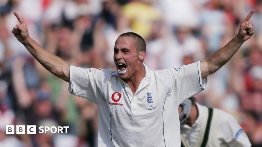 England's Simon Jones celebrates the wicket of Australia's Michael Clarke in the third Ashes Test at Old Trafford in 2005