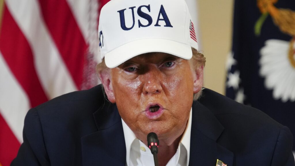 Trump announces 30% tariffs against EU, Mexico to begin August 1 : NPR