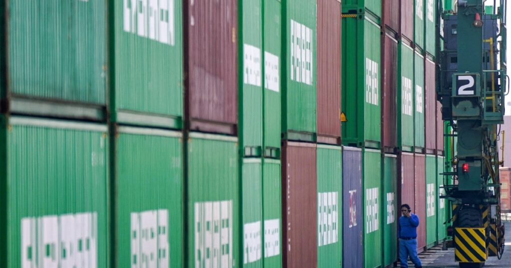 Trump's latest tariff salvo fuels economic uncertainty, experts say