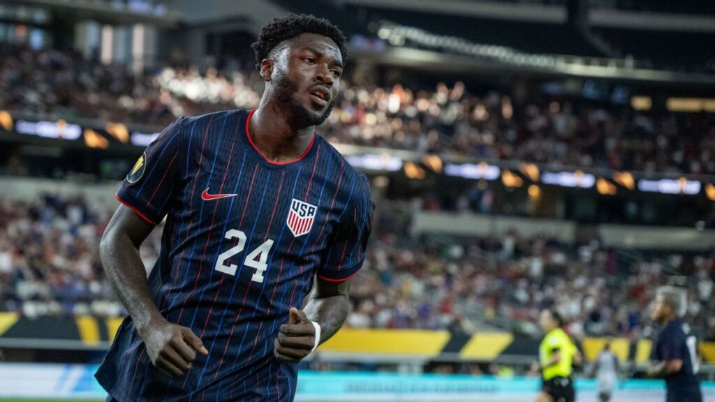 USMNT's Agyemang seals move to Championship side Derby