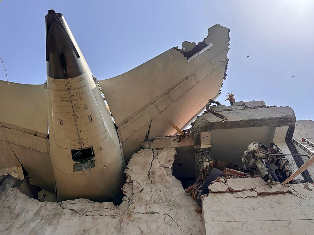 What happened to the fuel-control switches on doomed Air India flight 171? | Aviation News