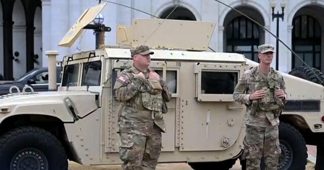 8/25: CBS Evening News – CBS News 8/25: CBS Evening News - CBS News