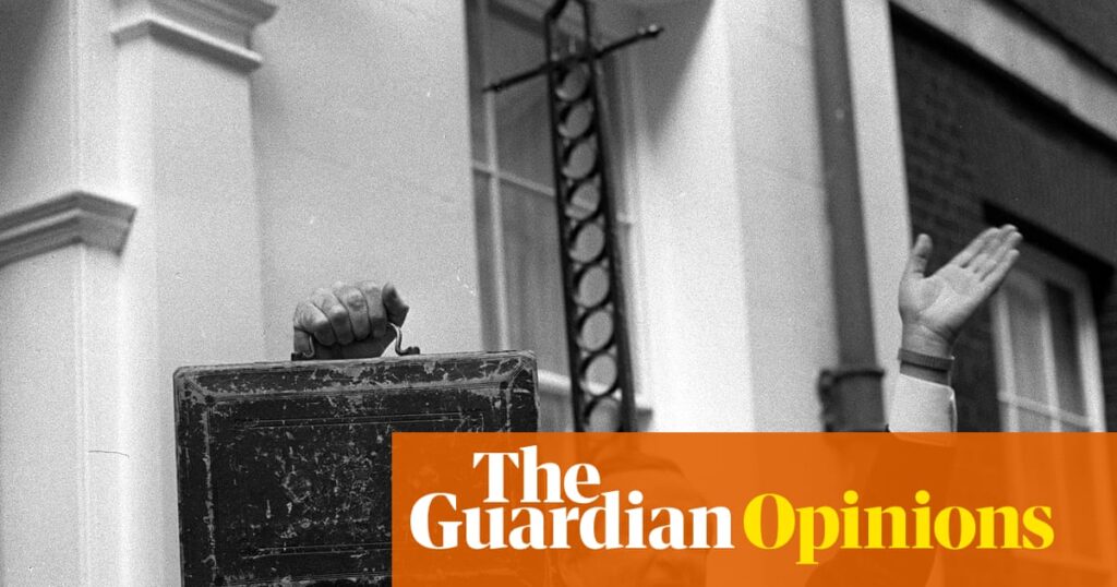As dark financial clouds gather, Labour has to heed its past: when it chooses austerity, it loses elections | Andy Beckett