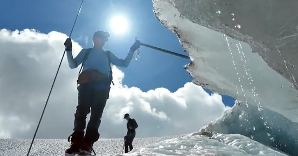 Capturing the melting of glaciers, with data and art