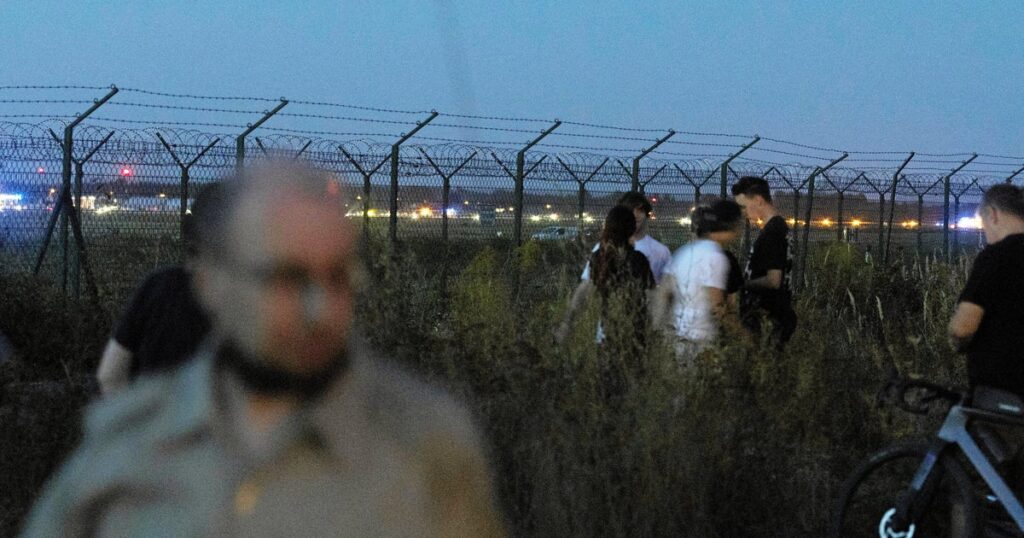 F-16 jet crashes during air show rehearsal in Poland, killing pilot