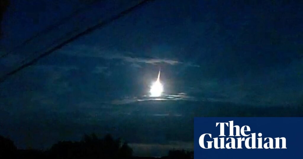 Fireball ‘bright as the moon’ lights up sky over western Japan | Meteors