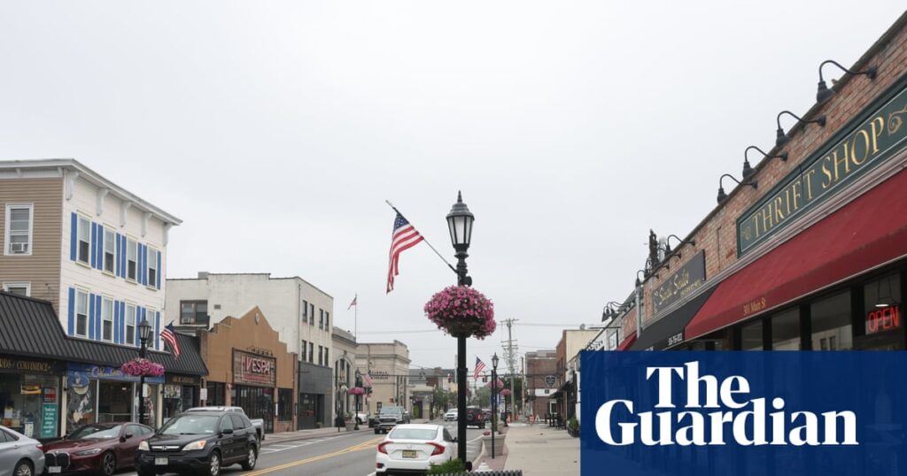 First the great migration, now the big hold: why workers are staying put | US small business