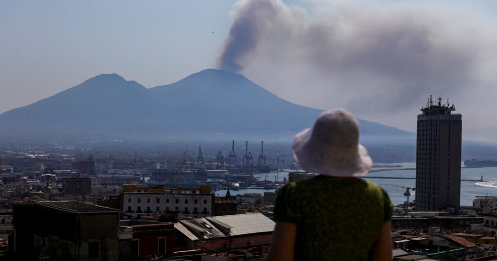 Italy’s Mount Vesuvius, a popular tourist destination, closes over wildfire Italy's Mount Vesuvius, a popular tourist destination, closes over wildfire
