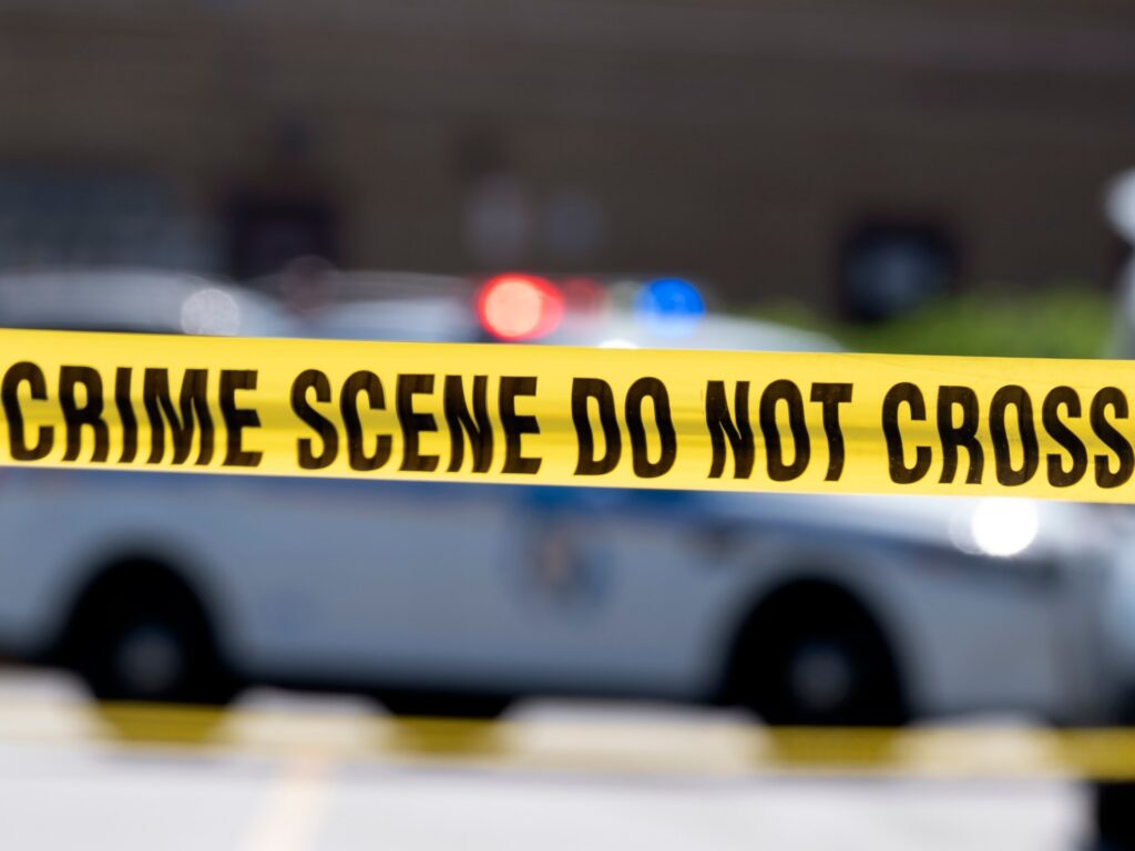 Manhunt for ex-US soldier suspected of killing 4 in Montana bar | Gun Violence News