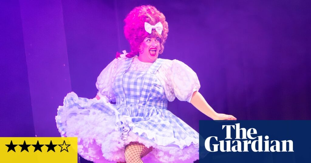 She’s Behind You review – Christmas comes early to Edinburgh with panto songs, sweets and subversive spirit | Edinburgh festival 2025