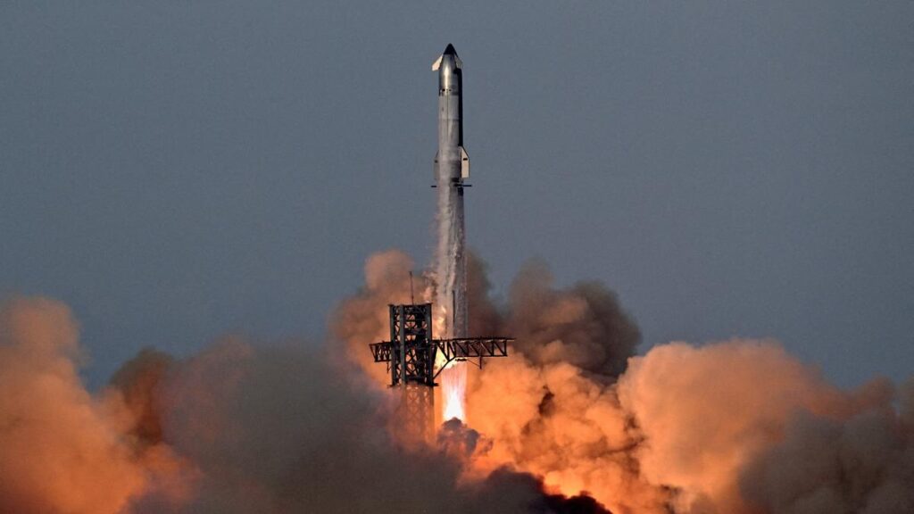 SpaceX successfully launches 10th Starship test flight