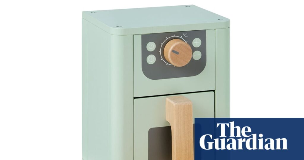 Toy air fryer will be a Christmas bestseller, John Lewis predicts | Toys