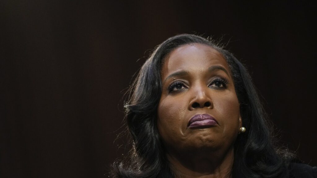 Trump seeks to fire Lisa Cook as Fed governor : NPR Trump seeks to fire Lisa Cook as Fed governor : NPR