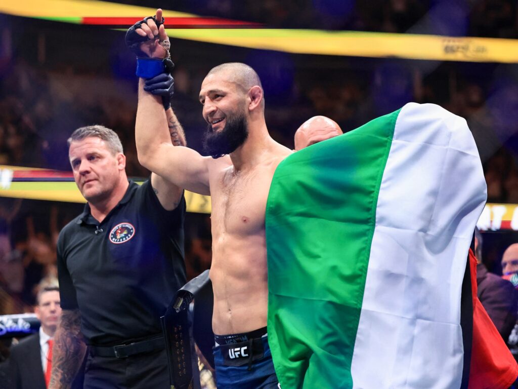 UFC 319: Chimaev dominates Du Plessis to win middleweight championship | Mixed Martial Arts News