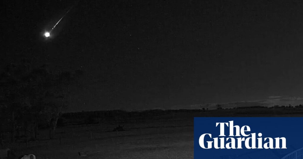 ‘My house and the earth shook visibly’: blazing meteor thrills residents in central Victoria | Victoria