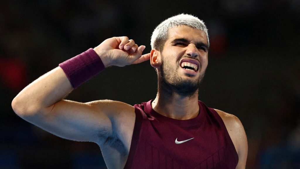 Alcaraz rallies past Ruud to book Fritz final in Japan Open