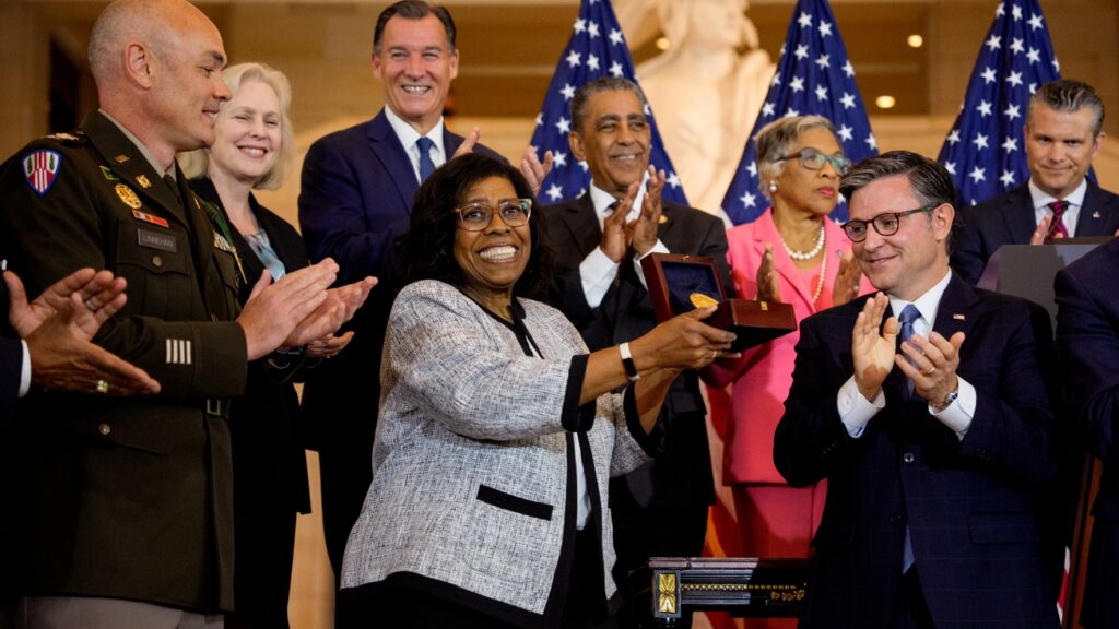Amid debate about U.S. history, Harlem Hellfighters receive Congressional Gold Medal : NPR