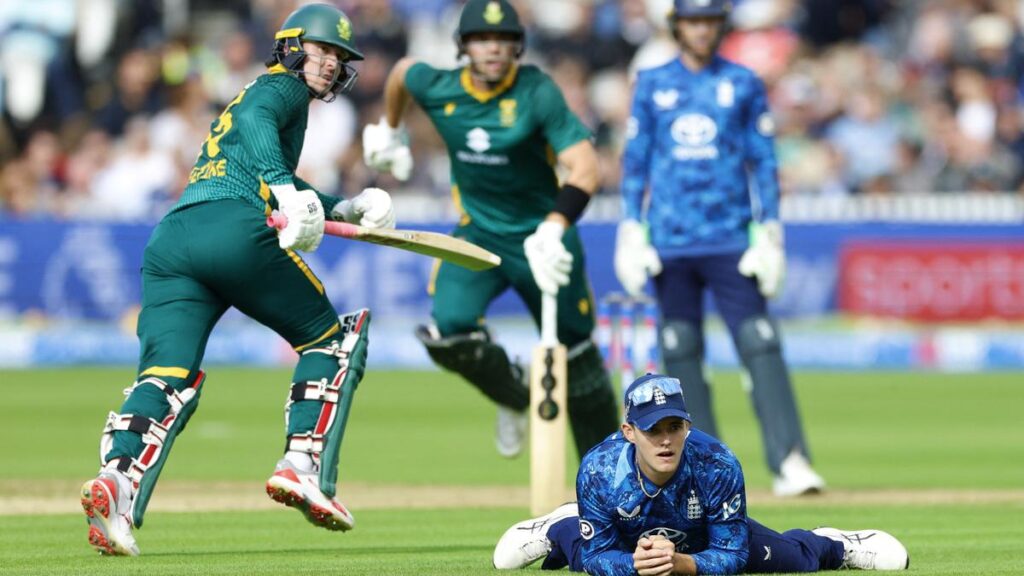 Breetzke leads South Africa to narrow win over England to seal series