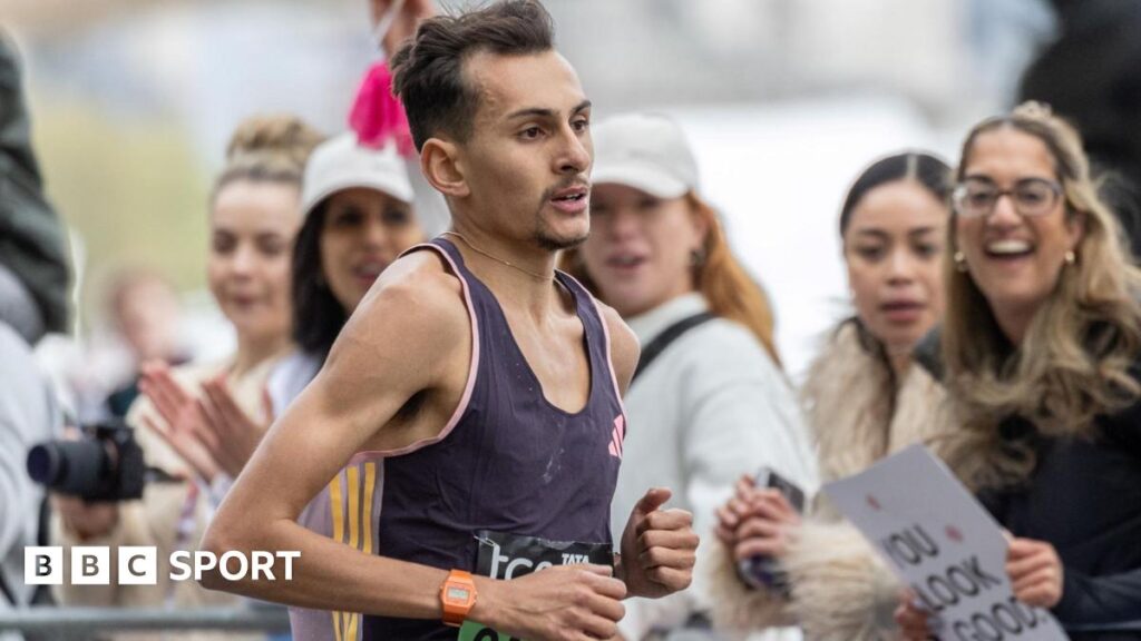 Emile Cairess competes at the London Marathon