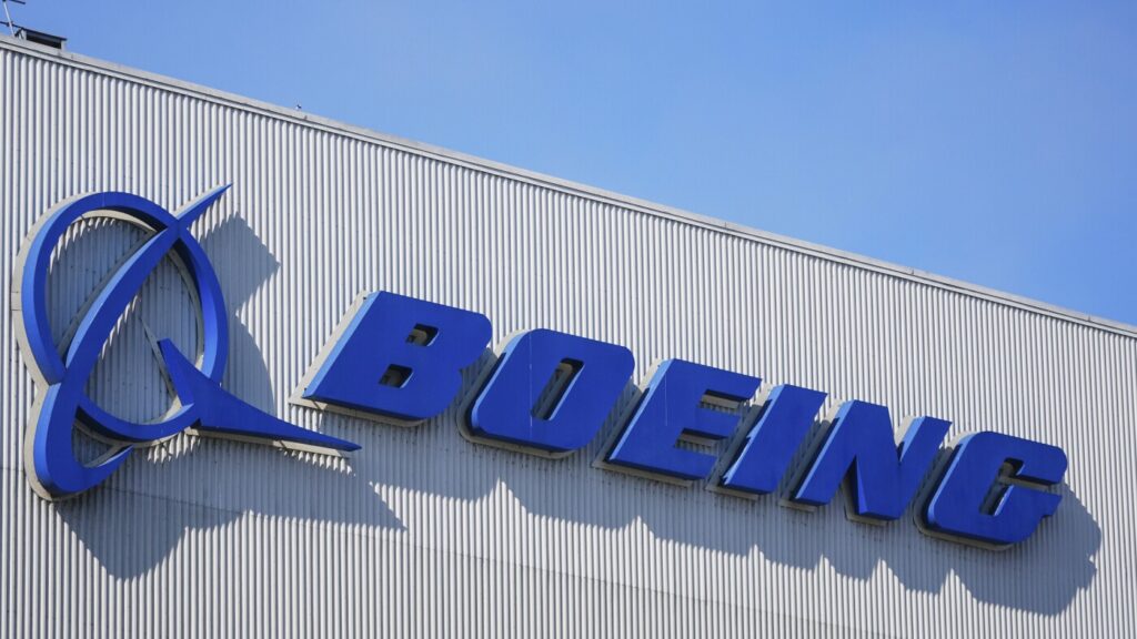 FAA seeks $3.1 million in fines from Boeing over safety violations : NPR