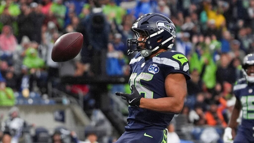 Fantasy football - Don't be surprised if ... Zach Charbonnet becomes an RB2, Quentin Johnston is on most-dropped list soon