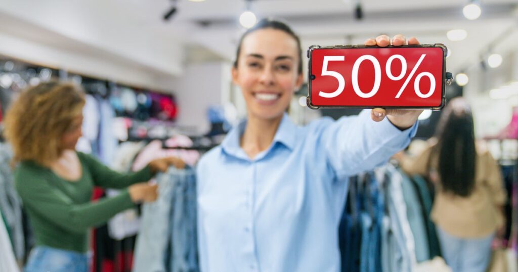 Growing number of affluent consumers are shopping at discount stores. Here’s why. Growing number of affluent consumers are shopping at discount stores. Here's why.