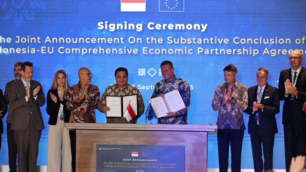 Indonesia, EU sign long-awaited trade deal