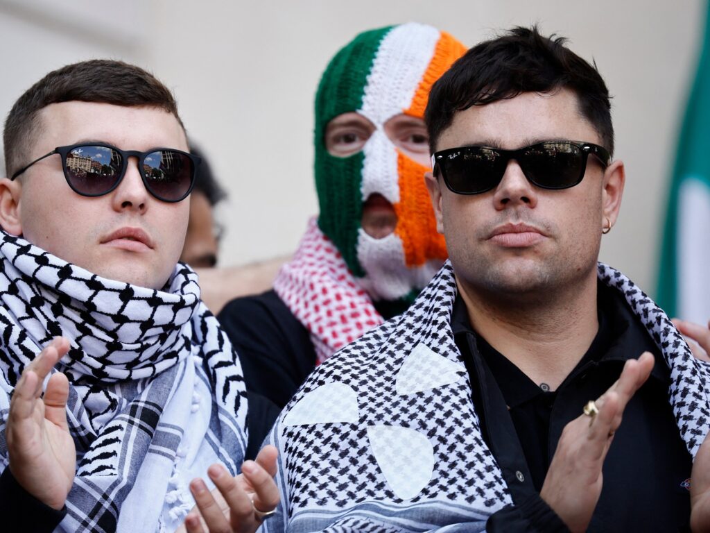 Irish band Kneecap says Canada ban aims to ‘silence opposition to genocide’ | Israel-Palestine conflict News Irish band Kneecap says Canada ban aims to ‘silence opposition to genocide’ | Israel-Palestine conflict News