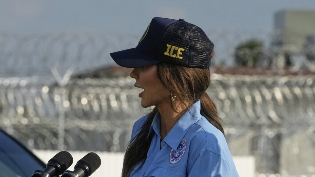 Judge blocks Trump administration’s ending of protections for Venezuelans and Haitians : NPR Judge blocks Trump administration's ending of protections for Venezuelans and Haitians : NPR