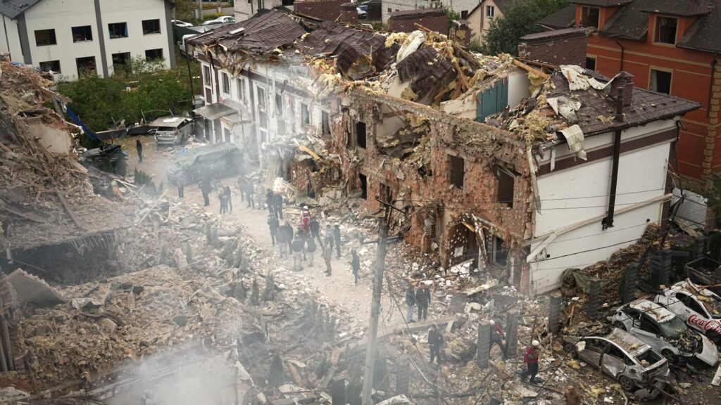 Large Russian drone and missile attack on Kyiv kills 4 and wounds at least 10 : NPR