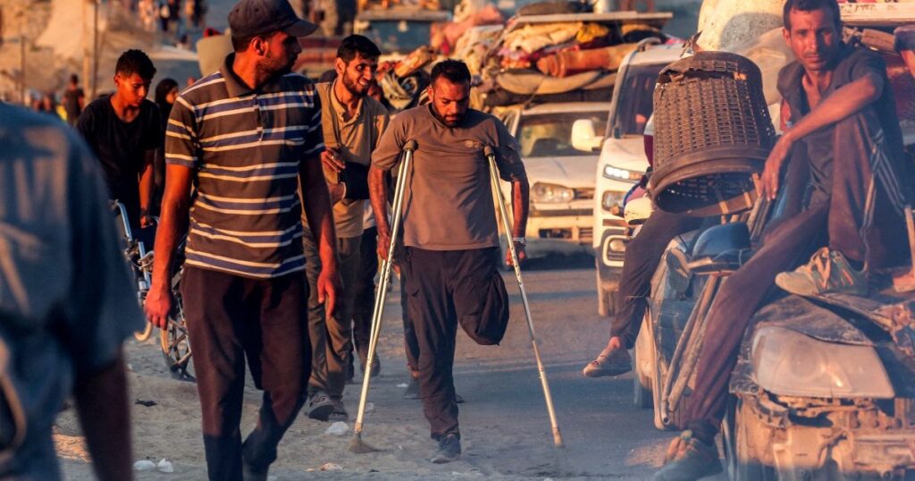 Palestinians flee Israeli bombing of Gaza City to ‘unknown’ in al-Mawasi | Israel-Palestine conflict News Palestinians flee Israeli bombing of Gaza City to ‘unknown’ in al-Mawasi | Israel-Palestine conflict News