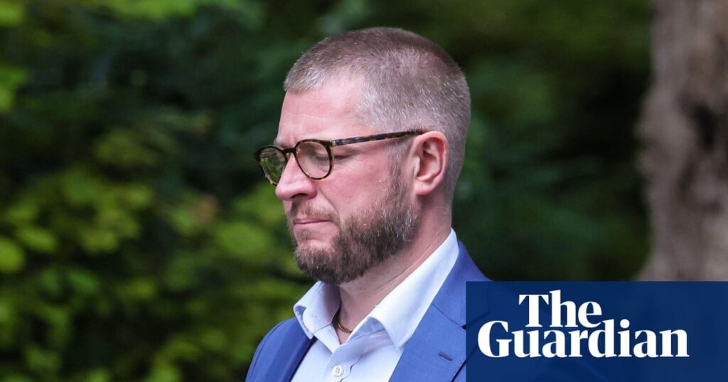 Senior Starmer adviser quits over offensive Diane Abbott messages | Keir Starmer