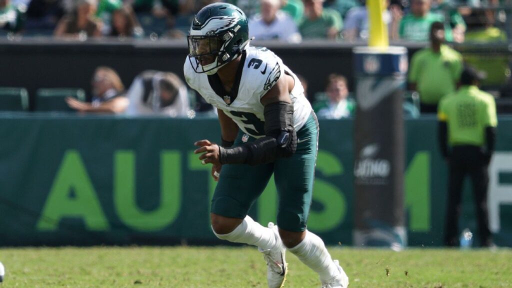 Sources: OLB Nolan Smith Jr. to be out through Eagles’ Nov. 2 bye Sources: OLB Nolan Smith Jr. to be out through Eagles' Nov. 2 bye