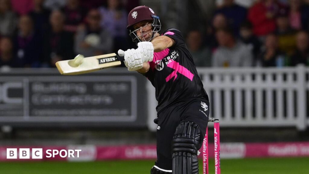 Somerset's Sean Dickson hitting a boundary against Bears