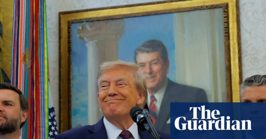 Trump announces Space Command HQ will switch to Alabama from Colorado | Donald Trump