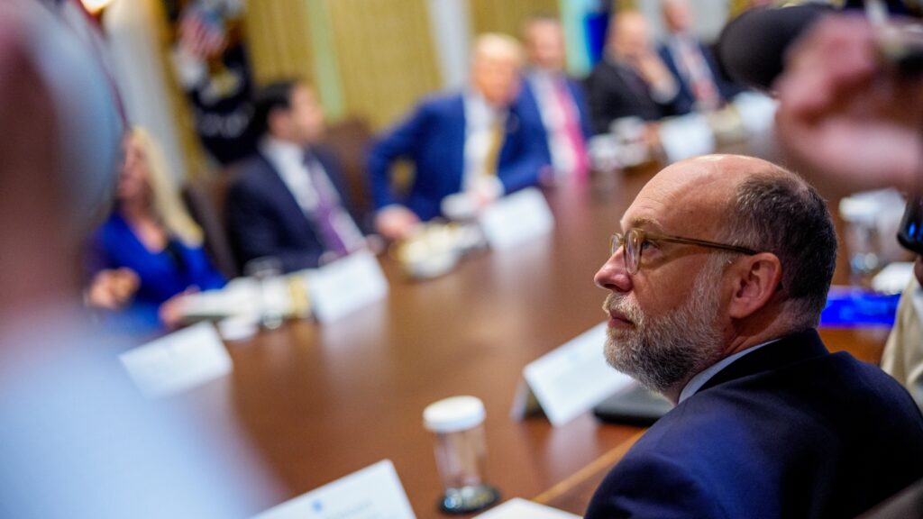 White House threatens layoffs if the government shuts down : NPR