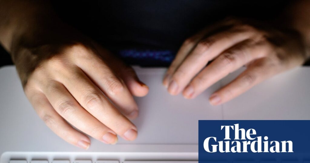 AFP developing AI tool to decode gen Z slang amid warning about ‘crimefluencers’ hunting girls | Australian federal police