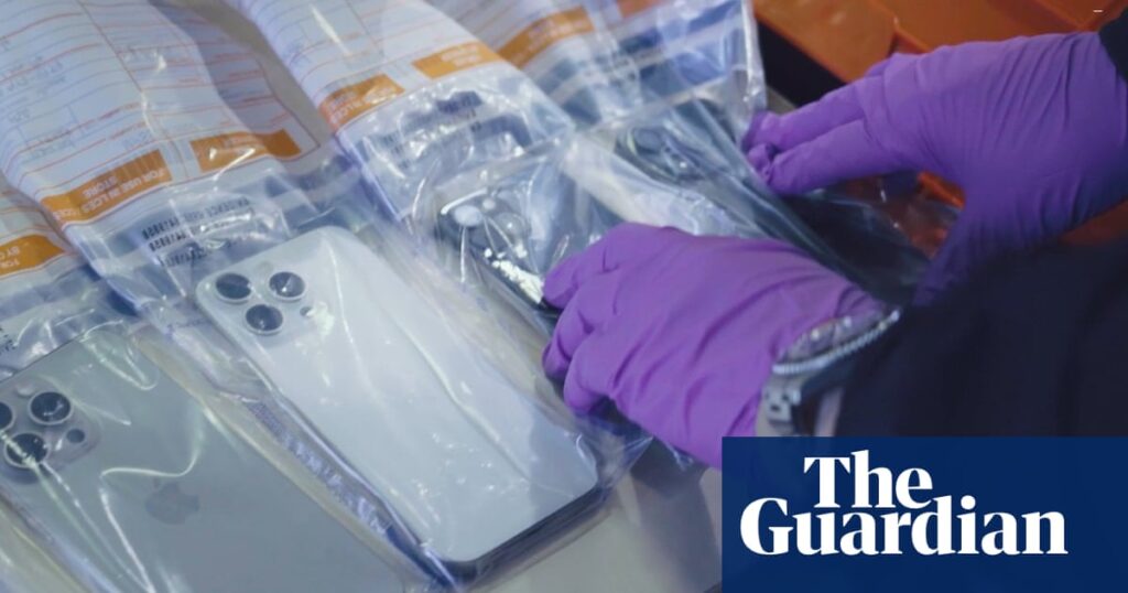 Met police disrupt suspected international smuggling ring in UK’s ‘largest’ phone theft crackdown | Mobile phones