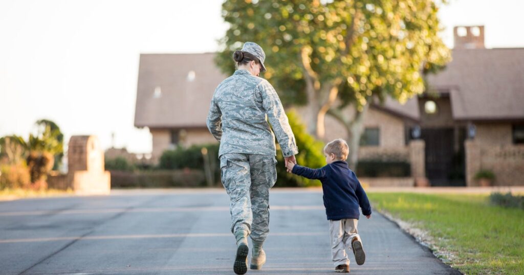 Military families worry about missed paychecks amid government shutdown