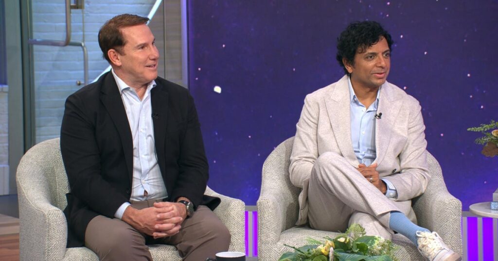 Nicholas Sparks and M. Night Shyamalan team up for new romantic thriller "Remain"