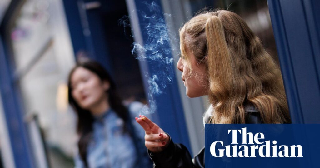 Over 1,200 health leaders call for swift passage of UK tobacco and vapes bill | Smoking